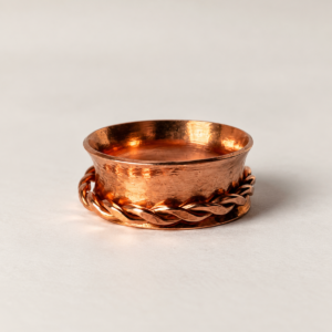 Handgjord fidgetring/spinnerring i koppar, Rastlös ro, Omsmyckat